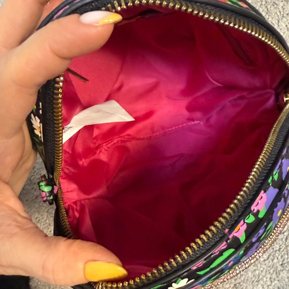 Betsey Johnson Kitsch floral Snailed It snail Crossbody Bag - Picture 8 of 16